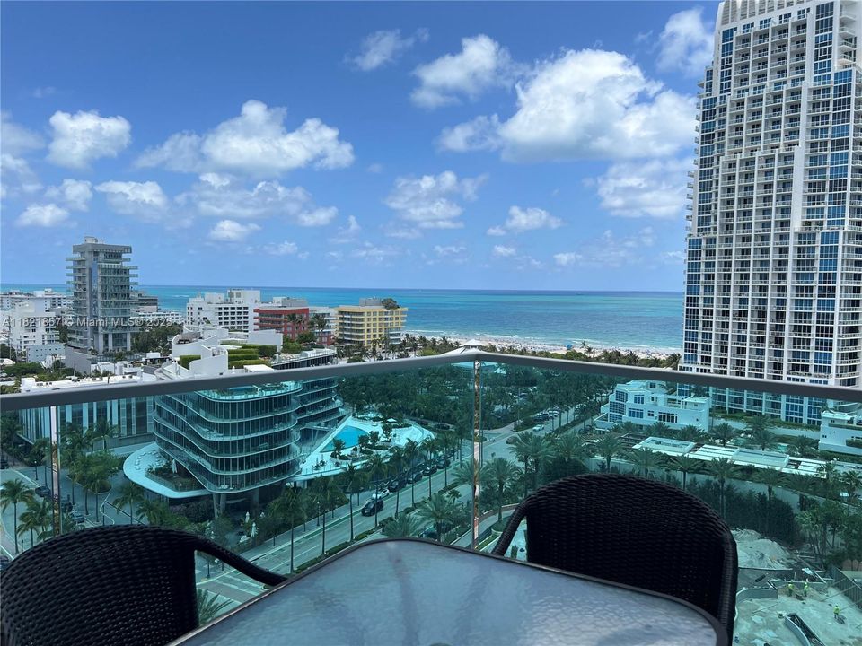 Vendido Recientemente: $2,350,000 (2 camas, 2 baños, 2040 Pies cuadrados)