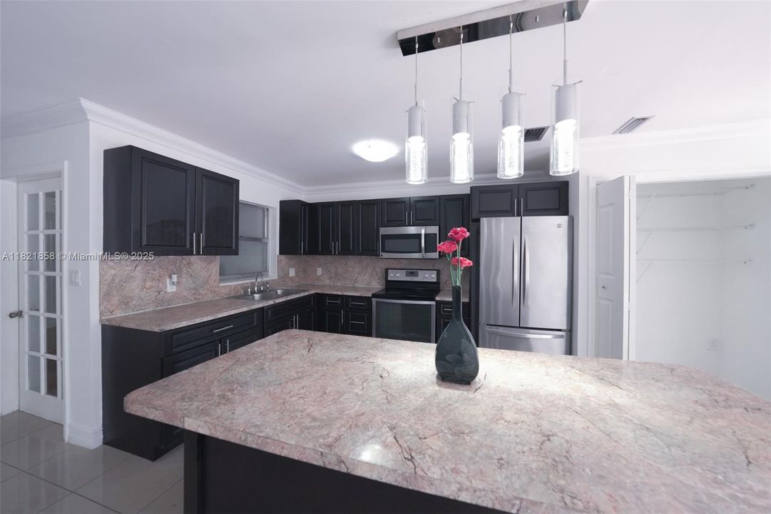 Recently Rented: $3,750 (4 beds, 3 baths, 1880 Square Feet)