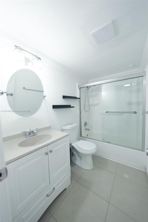 Downstairs guest bathroom