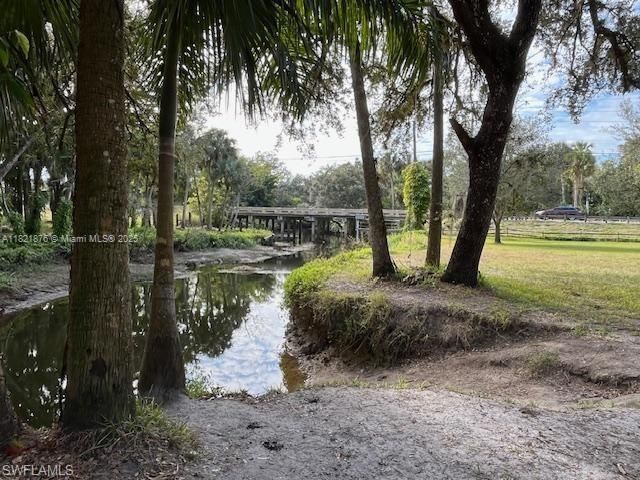 Под контрактом: $219,900 (2 спален, 1 ванн, 0 Квадратных фут)