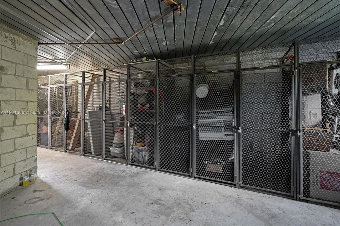 待售: $84,900 (2 贝兹, 2 浴室, 1040 平方英尺)