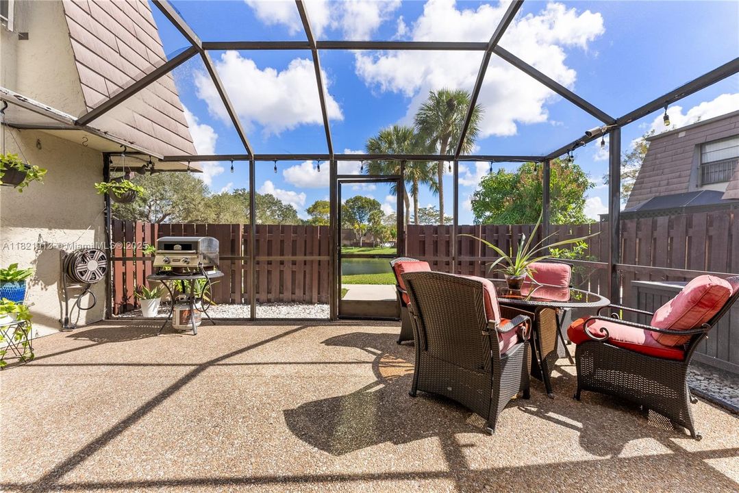 En Venta: $349,900 (2 camas, 2 baños, 1284 Pies cuadrados)