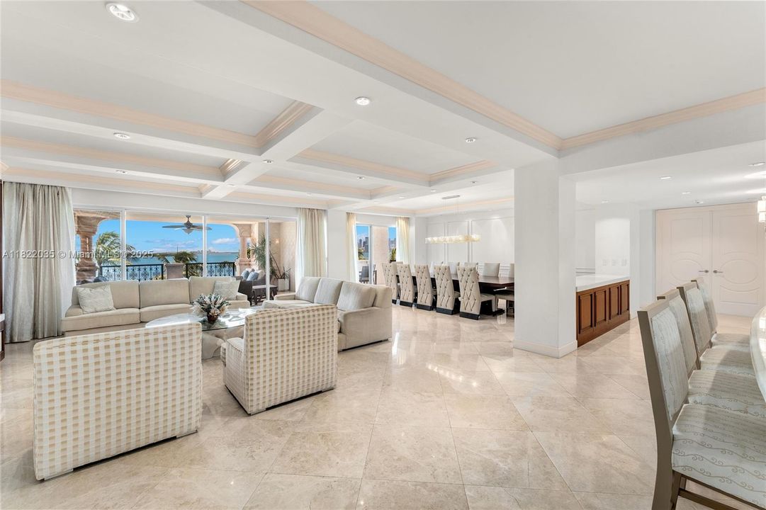 待售: $8,980,000 (4 贝兹, 4 浴室, 3790 平方英尺)