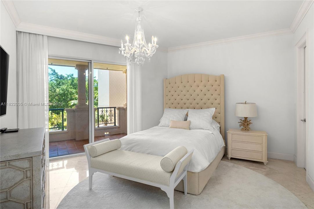 待售: $8,980,000 (4 贝兹, 4 浴室, 3790 平方英尺)