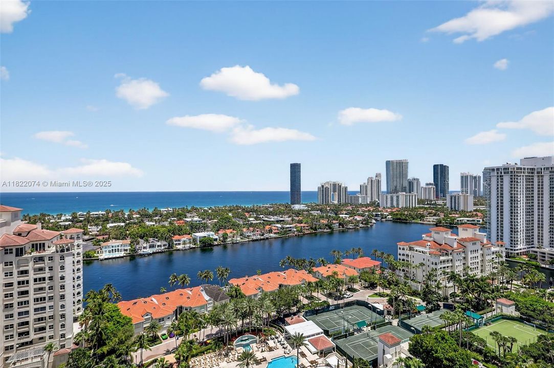 待售: $6,500,000 (4 贝兹, 6 浴室, 5141 平方英尺)