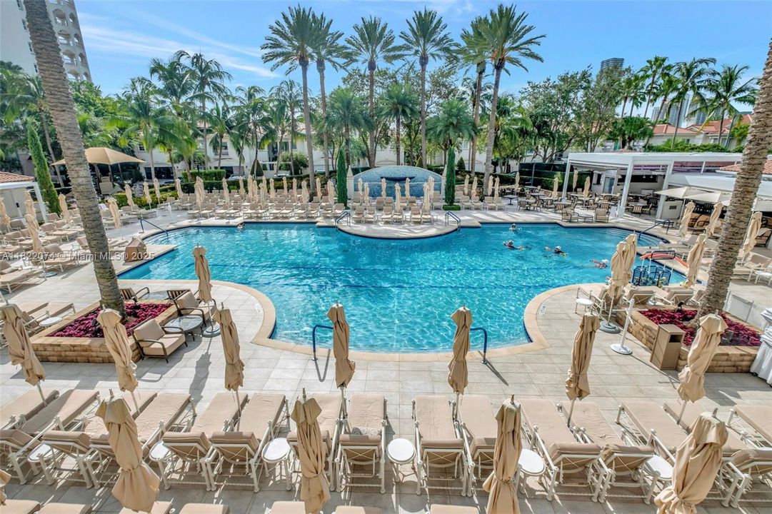 待售: $6,500,000 (4 贝兹, 6 浴室, 5141 平方英尺)