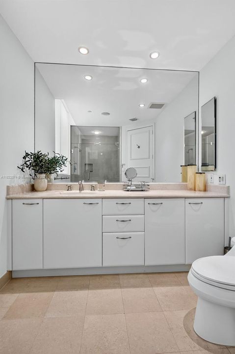 待售: $6,500,000 (4 贝兹, 6 浴室, 5141 平方英尺)