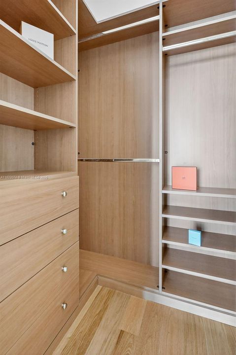 待售: $6,500,000 (4 贝兹, 6 浴室, 5141 平方英尺)