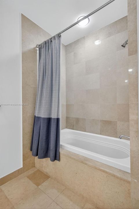 待售: $6,500,000 (4 贝兹, 6 浴室, 5141 平方英尺)