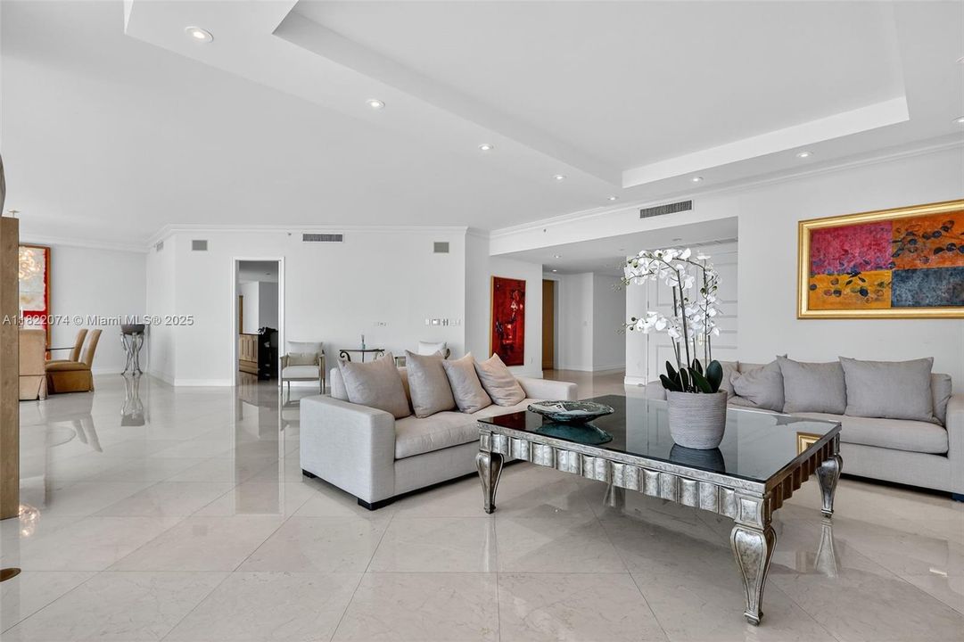 待售: $6,500,000 (4 贝兹, 6 浴室, 5141 平方英尺)