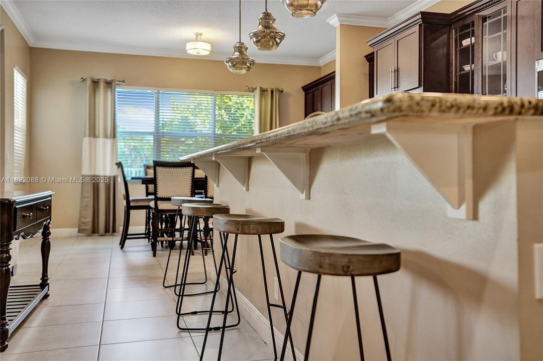 Recently Rented: $6,000 (5 beds, 3 baths, 4183 Square Feet)