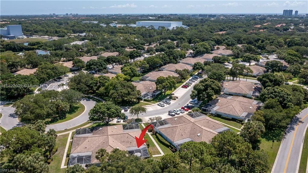 合同活跃: $360,000 (2 贝兹, 2 浴室, 1152 平方英尺)