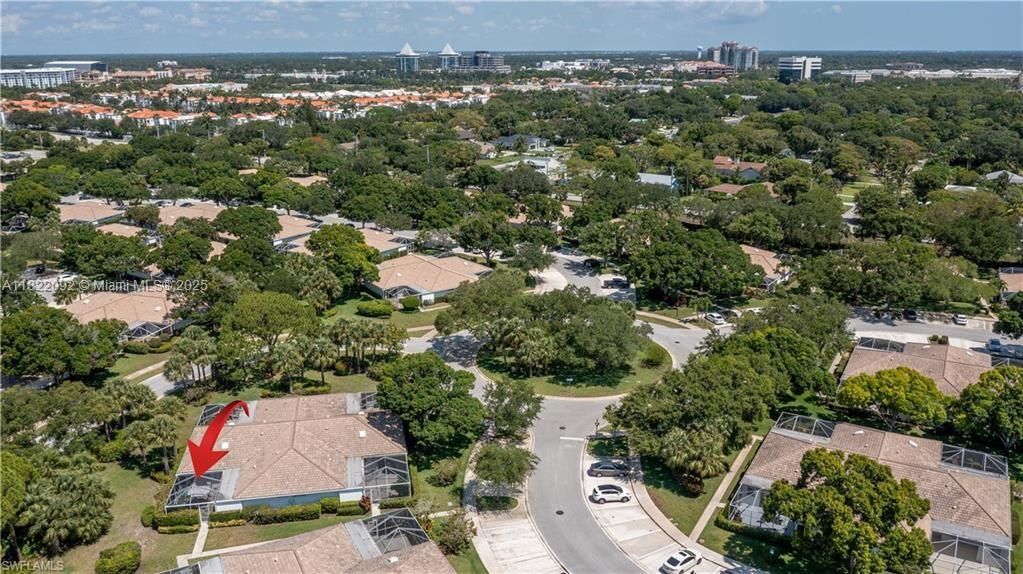 合同活跃: $360,000 (2 贝兹, 2 浴室, 1152 平方英尺)