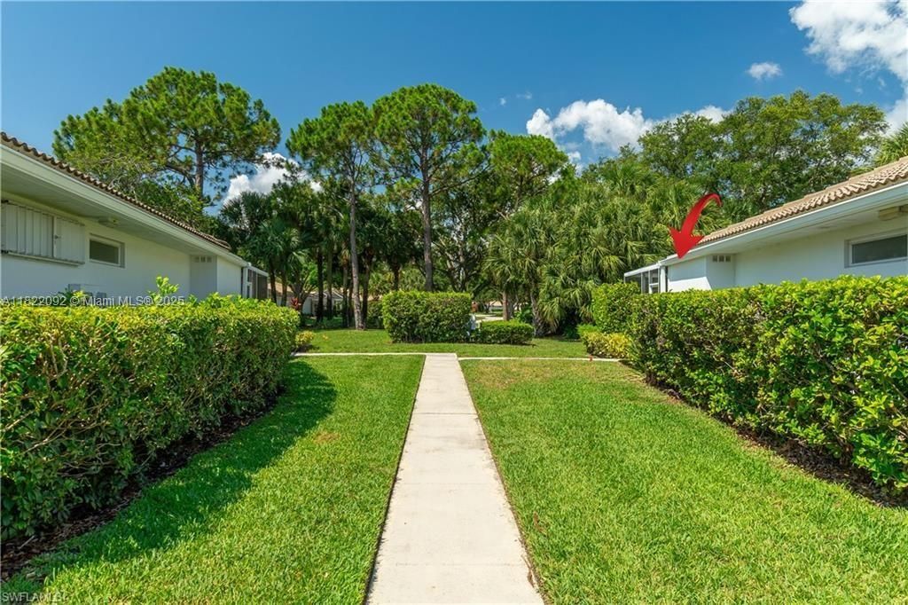 合同活跃: $360,000 (2 贝兹, 2 浴室, 1152 平方英尺)