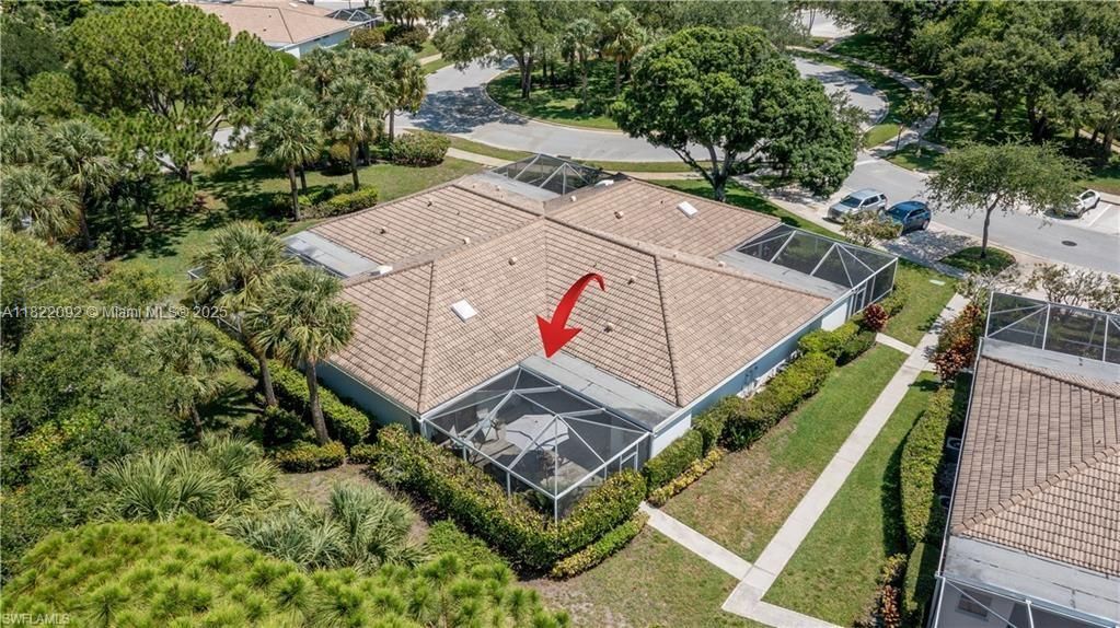 合同活跃: $360,000 (2 贝兹, 2 浴室, 1152 平方英尺)