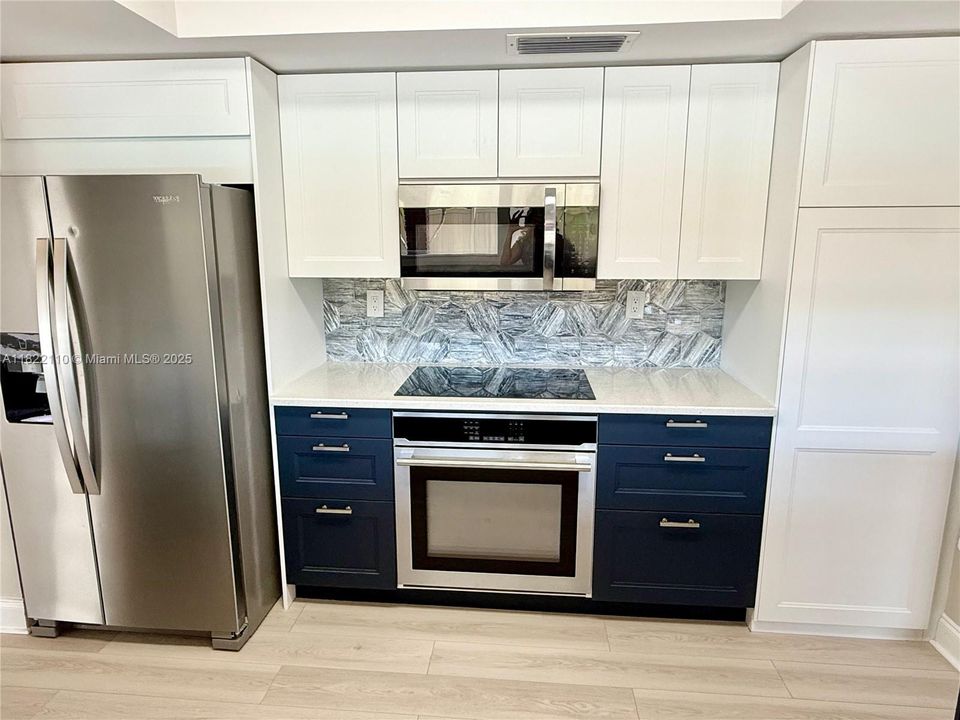 Recently Rented: $5,800 (4 beds, 2 baths, 1941 Square Feet)