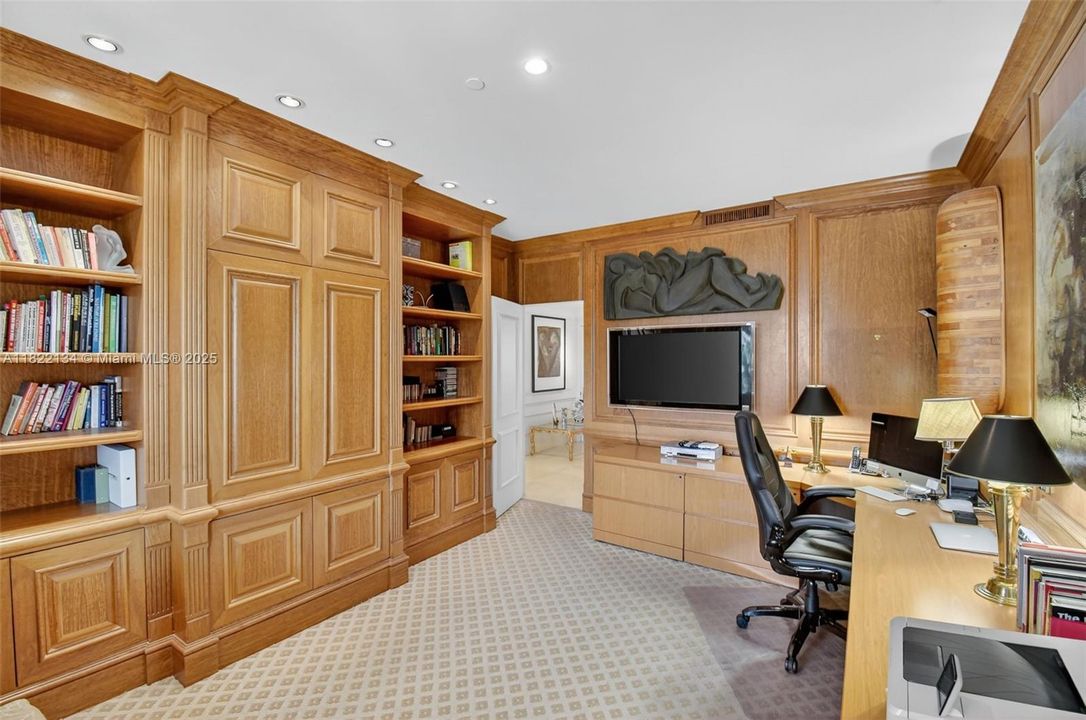 待售: $2,500,000 (3 贝兹, 4 浴室, 3160 平方英尺)