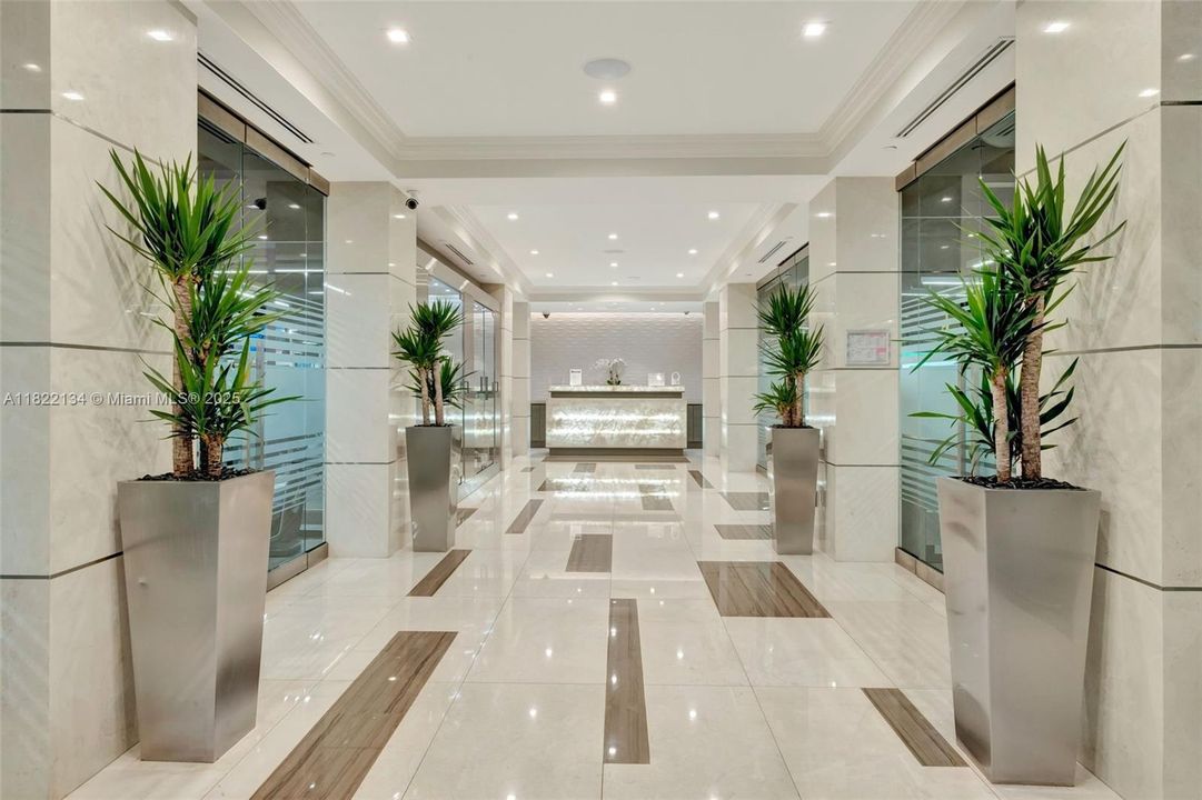 待售: $2,500,000 (3 贝兹, 4 浴室, 3160 平方英尺)