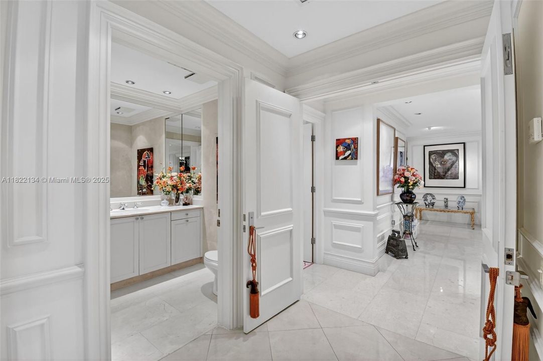 待售: $2,500,000 (3 贝兹, 4 浴室, 3160 平方英尺)