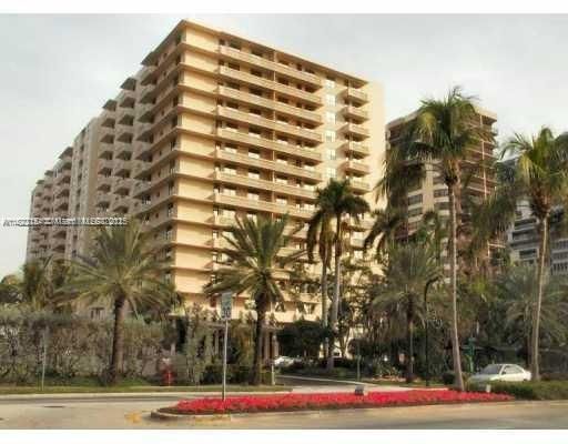 En Venta: $1,100,000 (2 camas, 2 baños, 1356 Pies cuadrados)