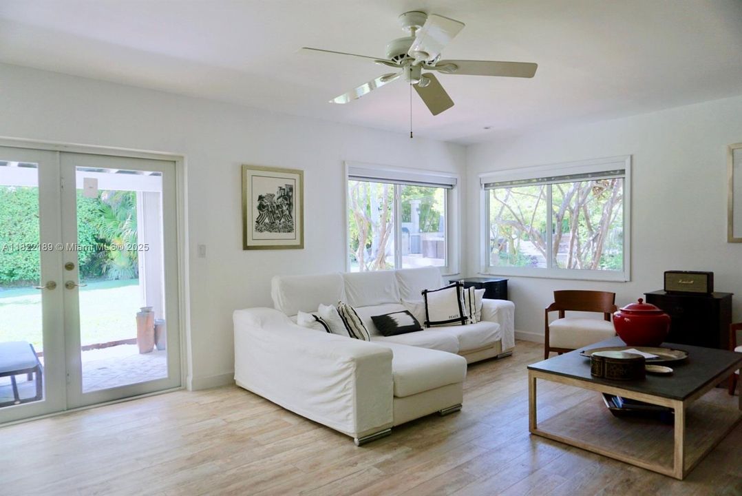 Spacious Family Room