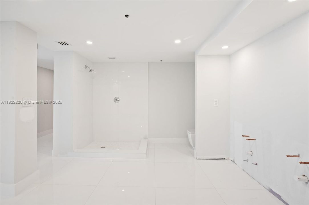 Vendido Recientemente: $2,400,000 (3 camas, 2 baños, 2675 Pies cuadrados)