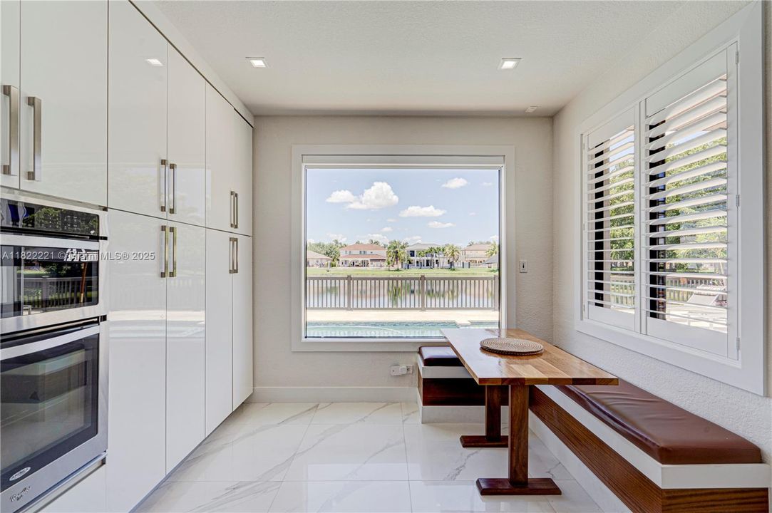 Recently Sold: $1,250,000 (4 beds, 3 baths, 3230 Square Feet)