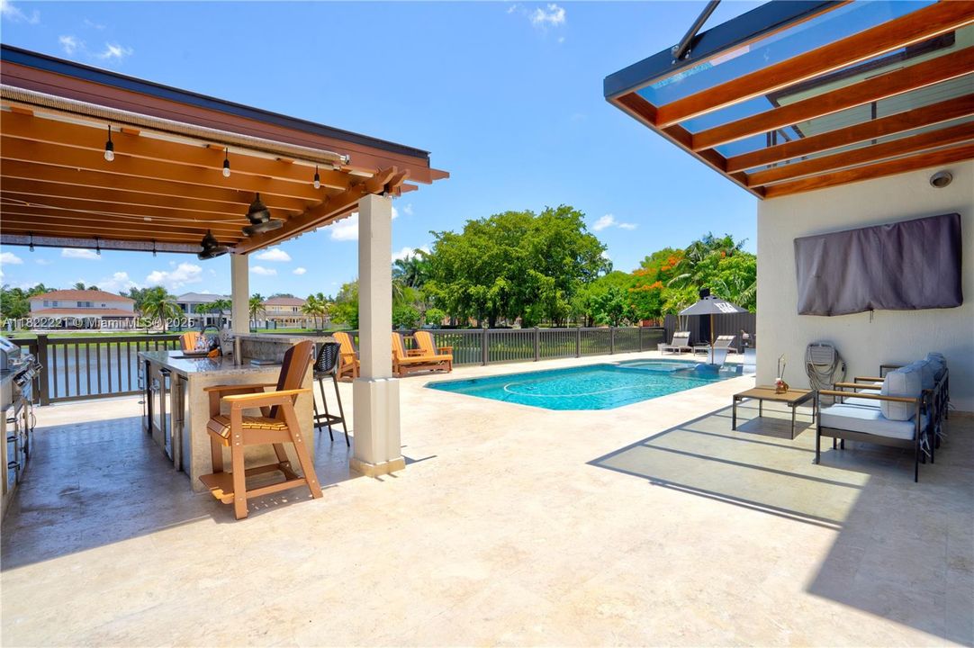 Recently Sold: $1,250,000 (4 beds, 3 baths, 3230 Square Feet)