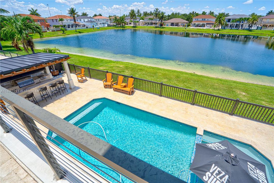 Recently Sold: $1,250,000 (4 beds, 3 baths, 3230 Square Feet)