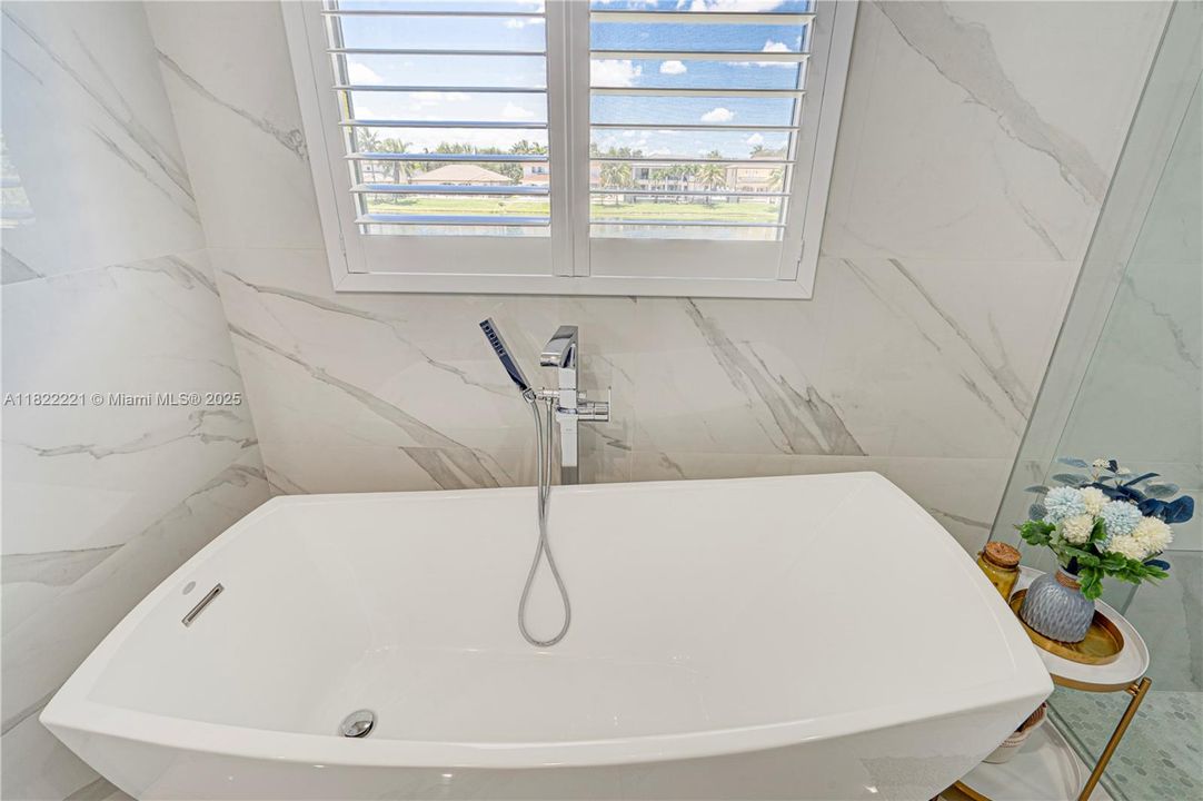 Recently Sold: $1,250,000 (4 beds, 3 baths, 3230 Square Feet)