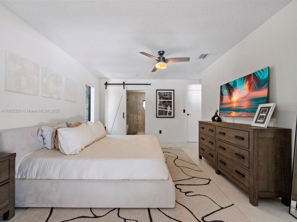 Recently Rented: $6,375 (4 beds, 2 baths, 2034 Square Feet)