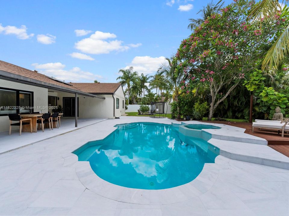 Recently Rented: $6,375 (4 beds, 2 baths, 2034 Square Feet)