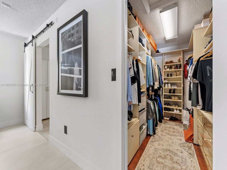 Recently Rented: $6,375 (4 beds, 2 baths, 2034 Square Feet)