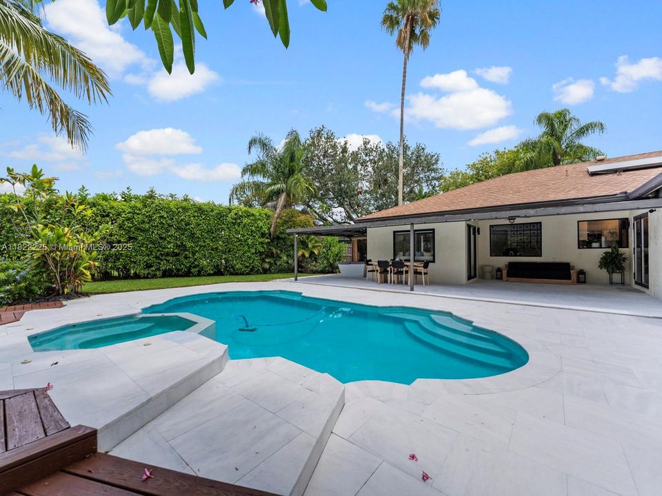 Recently Rented: $6,375 (4 beds, 2 baths, 2034 Square Feet)