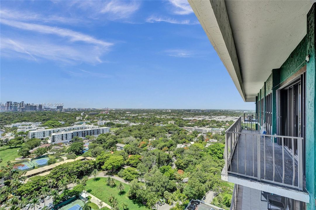 待售: $1,685,000 (3 贝兹, 3 浴室, 4342 平方英尺)