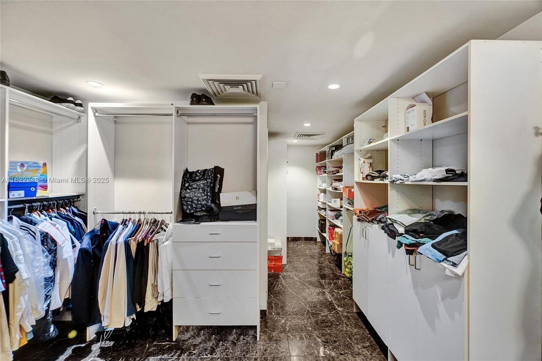 待售: $1,685,000 (3 贝兹, 3 浴室, 4342 平方英尺)