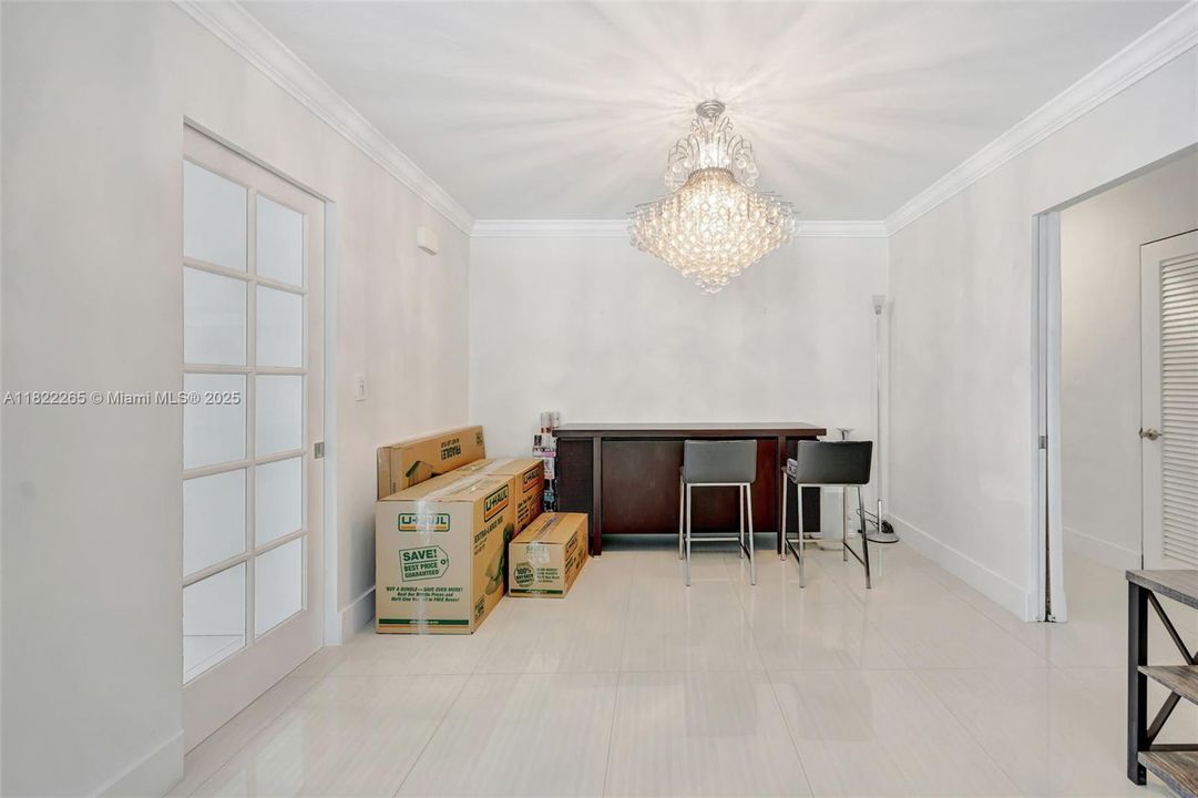 На продажу: $2,700,000 (4 спален, 3 ванн, 2038 Квадратных фут)