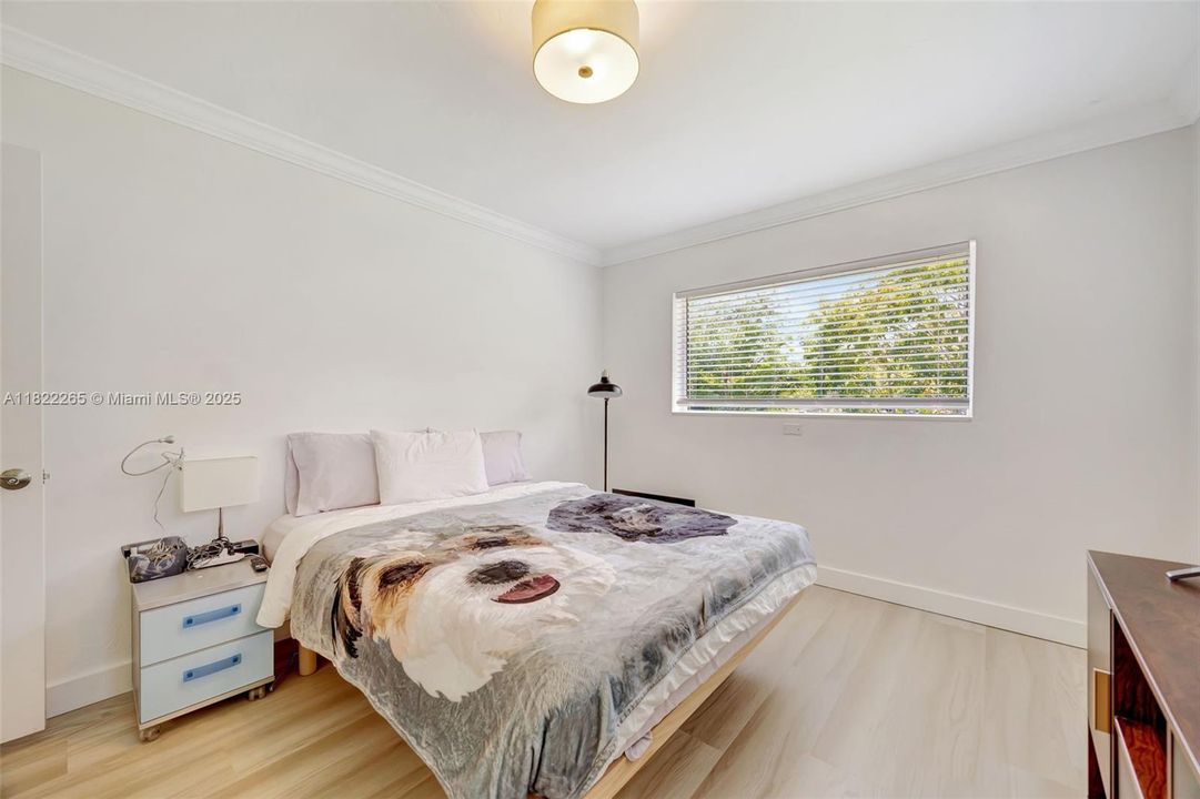 На продажу: $2,700,000 (4 спален, 3 ванн, 2038 Квадратных фут)