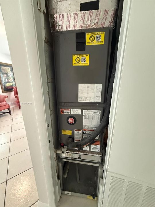 For Sale: $459,900 (3 beds, 2 baths, 1232 Square Feet)