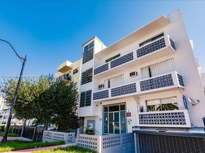 Vendido Recientemente: $220,000 (0 camas, 1 baños, 401 Pies cuadrados)