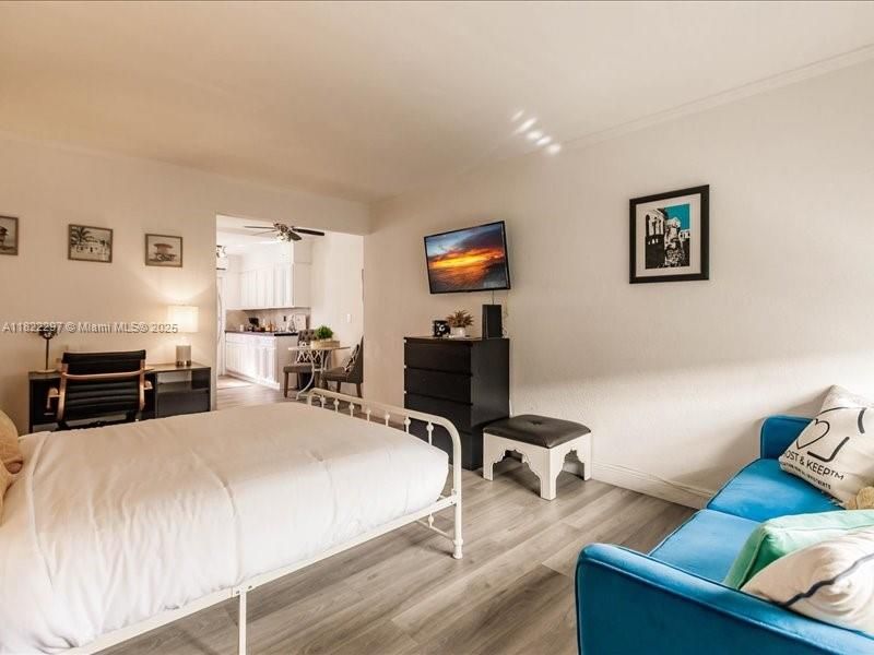 Vendido Recientemente: $220,000 (0 camas, 1 baños, 401 Pies cuadrados)