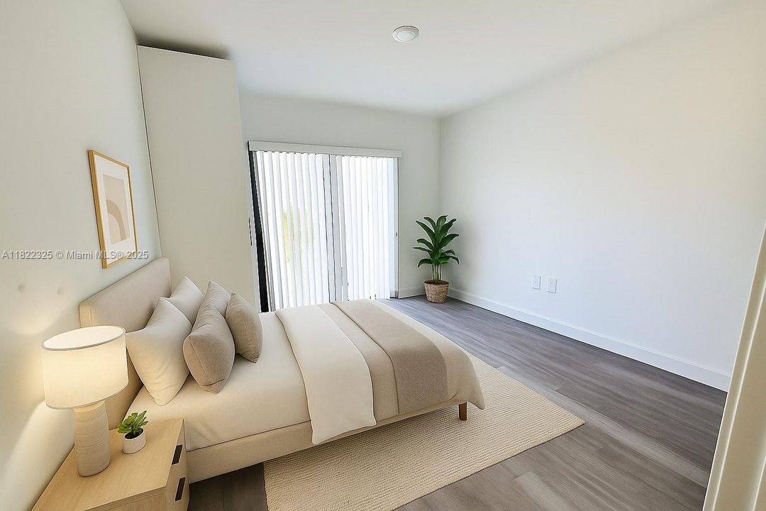 For Rent: $950 (1 beds, 1 baths, 1902 Square Feet)