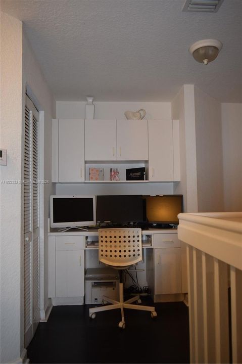 最近租的: $4,800 (4 贝兹, 3 浴室, 2384 平方英尺)