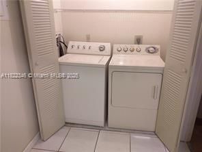 For Sale: $309,900 (2 beds, 2 baths, 1332 Square Feet)