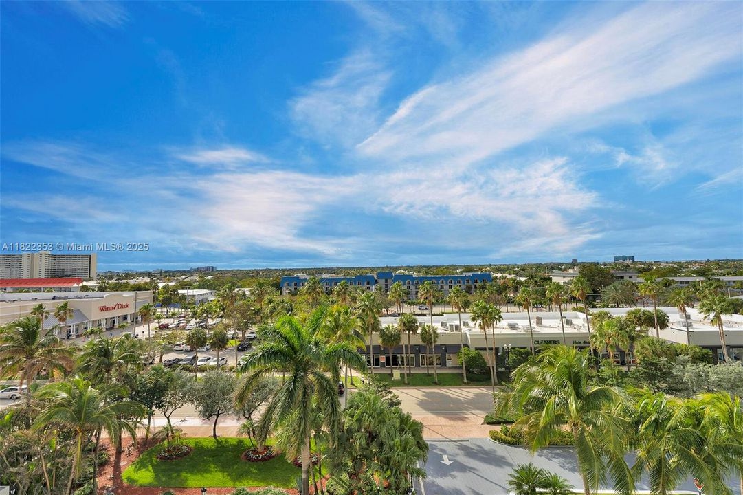 For Sale: $1,150,000 (2 beds, 2 baths, 1821 Square Feet)