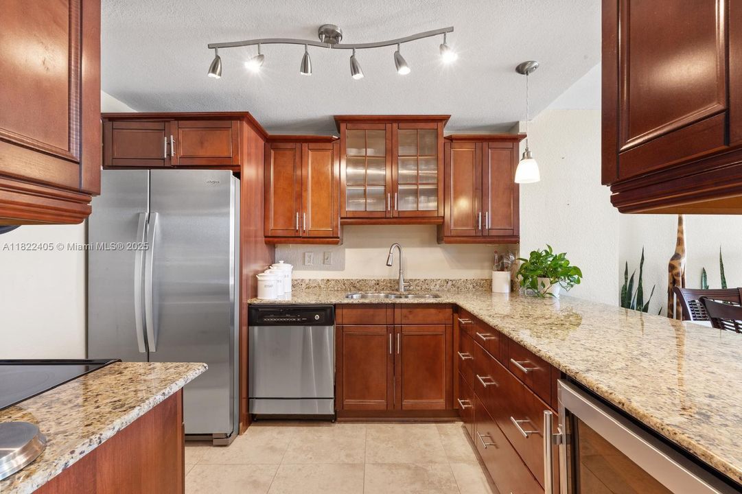 En Venta: $248,999 (1 camas, 1 baños, 780 Pies cuadrados)