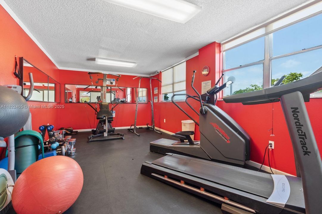 En Venta: $248,999 (1 camas, 1 baños, 780 Pies cuadrados)