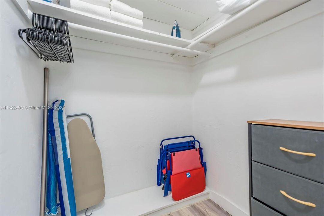 En Venta: $239,000 (0 camas, 1 baños, 401 Pies cuadrados)