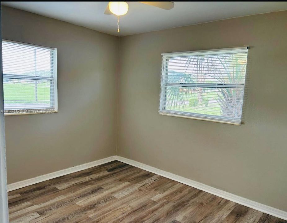 Recently Rented: $1,300 (2 beds, 1 baths, 0 Square Feet)