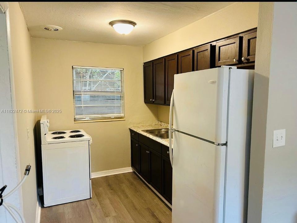 Recently Rented: $1,300 (2 beds, 1 baths, 0 Square Feet)